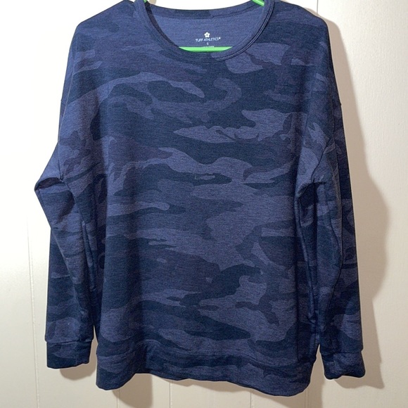 Tuff Athletic Camo SWEATSHIRT Size S - Picture 2 of 4